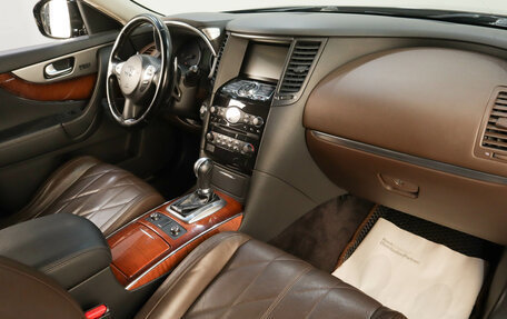 Infiniti QX70, 2013 год, 2 299 000 рублей, 11 фотография