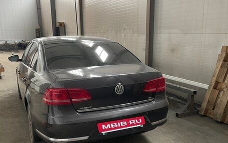 Volkswagen Passat B7, 2011 год, 550 000 рублей, 4 фотография