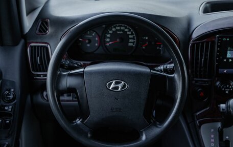 Hyundai Grand Starex Grand Starex I рестайлинг 2, 2011 год, 1 200 000 рублей, 5 фотография