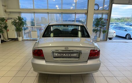 Hyundai Sonata IV рестайлинг, 2004 год, 520 000 рублей, 4 фотография