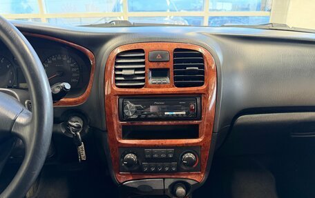 Hyundai Sonata IV рестайлинг, 2004 год, 520 000 рублей, 12 фотография