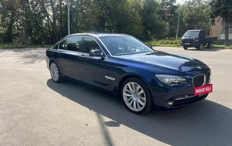 BMW 7 серия, 2011 год, 1 475 000 рублей, 4 фотография