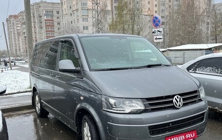 Volkswagen Caravelle T5, 2014 год, 1 800 000 рублей, 1 фотография
