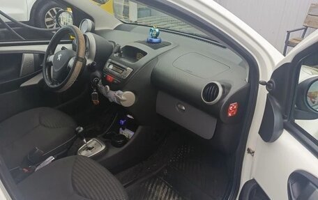 Peugeot 107 I рестайлинг, 2012 год, 630 000 рублей, 5 фотография