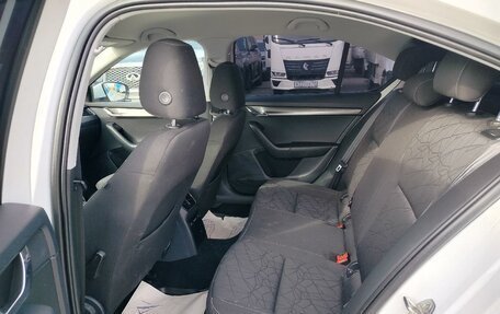 Skoda Octavia, 2020 год, 2 100 000 рублей, 15 фотография