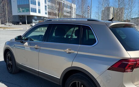 Volkswagen Tiguan II, 2021 год, 3 150 000 рублей, 4 фотография