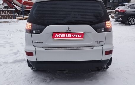 Mitsubishi Outlander III рестайлинг 3, 2010 год, 1 000 000 рублей, 4 фотография