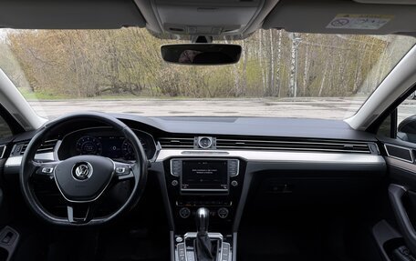 Volkswagen Passat B8 рестайлинг, 2015 год, 1 490 000 рублей, 9 фотография