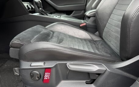 Volkswagen Passat B8 рестайлинг, 2015 год, 1 490 000 рублей, 11 фотография
