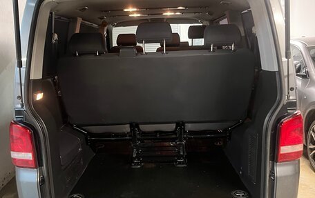 Volkswagen Caravelle T5, 2014 год, 1 800 000 рублей, 5 фотография