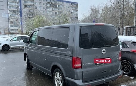 Volkswagen Caravelle T5, 2014 год, 1 800 000 рублей, 3 фотография