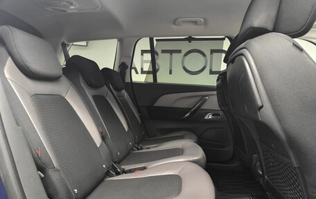 Citroen C4 Picasso II рестайлинг, 2017 год, 1 098 000 рублей, 19 фотография