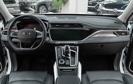 Geely Atlas, 2023 год, 1 990 000 рублей, 12 фотография