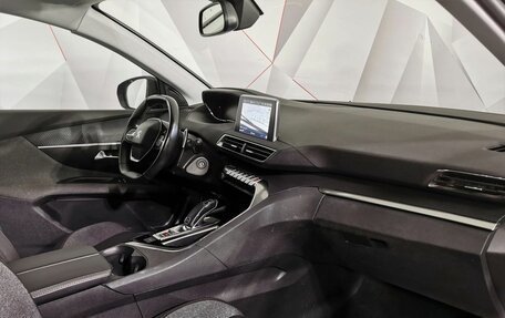 Peugeot 3008 II, 2019 год, 1 575 000 рублей, 13 фотография