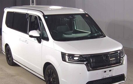 Honda Stepwgn, 2023 год, 2 300 000 рублей, 1 фотография