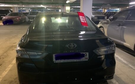 Toyota Camry, 2020 год, 3 550 000 рублей, 2 фотография