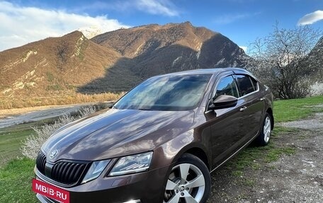 Skoda Octavia, 2017 год, 1 950 000 рублей, 2 фотография