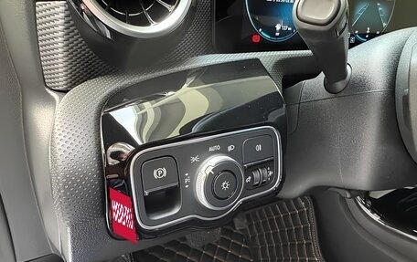 Mercedes-Benz A-Класс, 2023 год, 2 400 000 рублей, 13 фотография