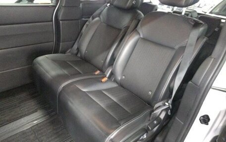 Honda Stepwgn, 2023 год, 2 300 000 рублей, 6 фотография