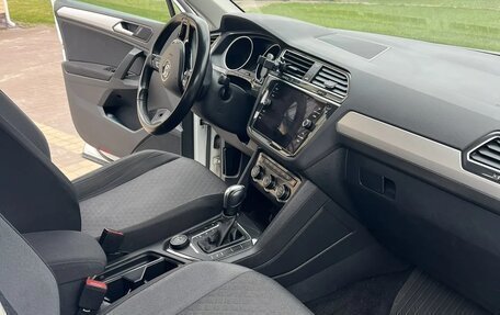 Volkswagen Tiguan II, 2020 год, 2 400 000 рублей, 7 фотография