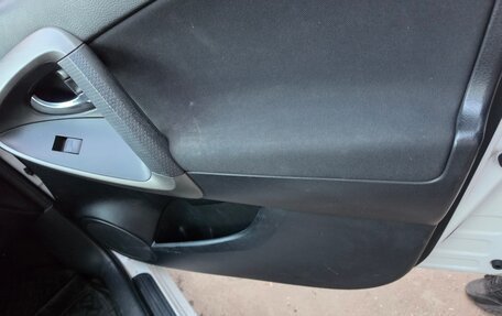 Toyota RAV4, 2012 год, 1 240 000 рублей, 14 фотография