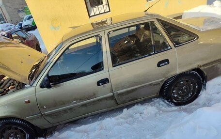 Daewoo Nexia I рестайлинг, 2010 год, 300 000 рублей, 8 фотография