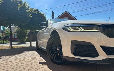 BMW 5 серия, 2020 год, 5 600 000 рублей, 3 фотография