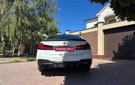 BMW 5 серия, 2020 год, 5 600 000 рублей, 5 фотография