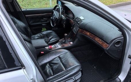 BMW 5 серия, 2001 год, 490 000 рублей, 10 фотография