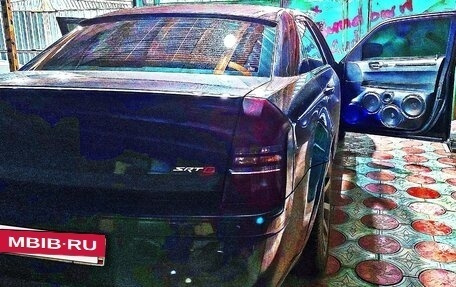 Chrysler 300C II, 2006 год, 2 000 000 рублей, 3 фотография