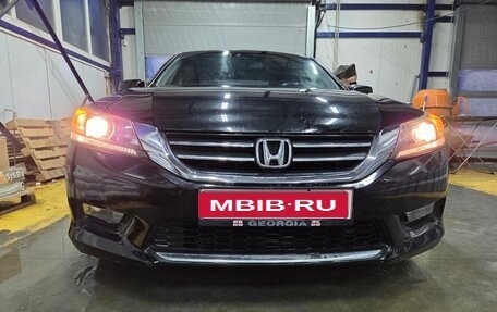 Honda Accord IX рестайлинг, 2014 год, 1 700 000 рублей, 1 фотография