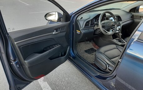 Hyundai Avante, 2018 год, 1 935 000 рублей, 10 фотография