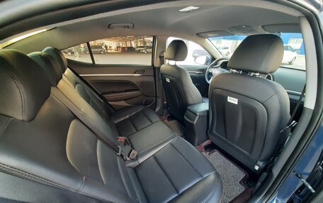 Hyundai Avante, 2018 год, 1 935 000 рублей, 13 фотография