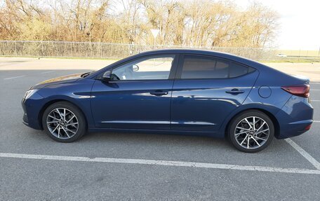Hyundai Avante, 2018 год, 1 935 000 рублей, 7 фотография