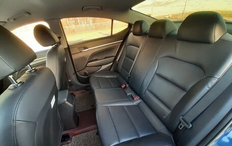 Hyundai Avante, 2018 год, 1 935 000 рублей, 19 фотография