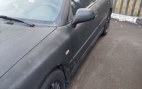 Mitsubishi Carisma I, 2001 год, 230 000 рублей, 2 фотография