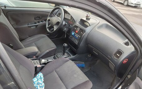 Mitsubishi Carisma I, 2001 год, 230 000 рублей, 10 фотография