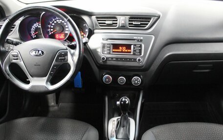 KIA Rio III рестайлинг, 2015 год, 1 050 000 рублей, 20 фотография