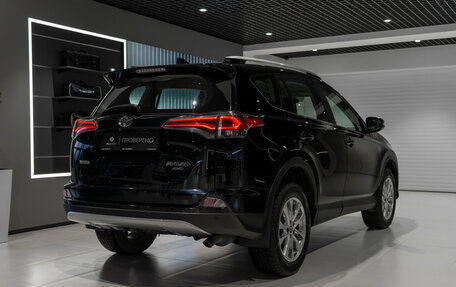 Toyota RAV4, 2017 год, 2 770 000 рублей, 5 фотография