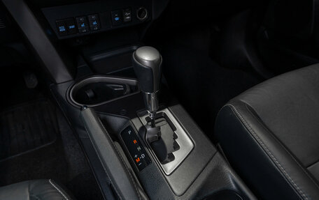 Toyota RAV4, 2017 год, 2 770 000 рублей, 13 фотография