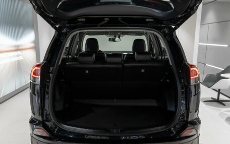 Toyota RAV4, 2017 год, 2 770 000 рублей, 21 фотография