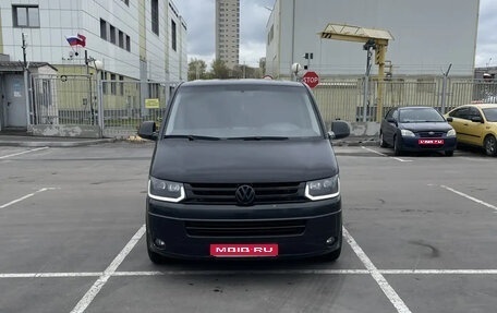 Volkswagen Caravelle T5, 2012 год, 1 650 000 рублей, 1 фотография