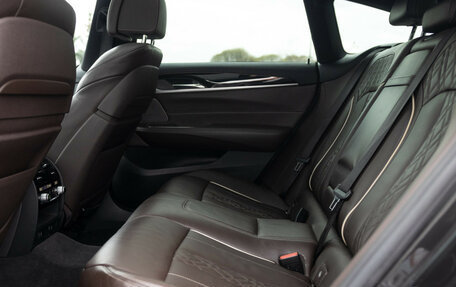 BMW 6 серия, 2017 год, 3 790 000 рублей, 15 фотография