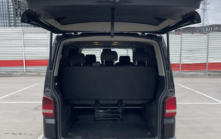 Volkswagen Caravelle T5, 2012 год, 1 650 000 рублей, 3 фотография