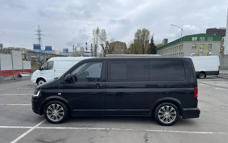 Volkswagen Caravelle T5, 2012 год, 1 650 000 рублей, 4 фотография