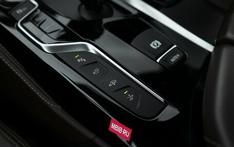 BMW 6 серия, 2017 год, 3 790 000 рублей, 38 фотография