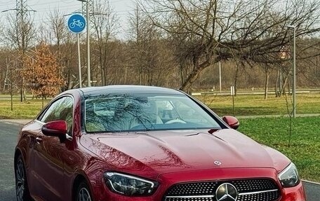 Mercedes-Benz E-Класс, 2021 год, 5 500 000 рублей, 2 фотография