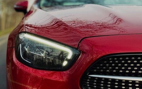 Mercedes-Benz E-Класс, 2021 год, 5 500 000 рублей, 8 фотография