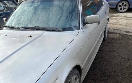 BMW 5 серия, 1992 год, 350 000 рублей, 3 фотография