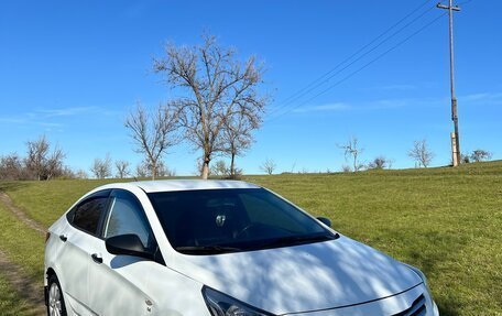 Hyundai Solaris II рестайлинг, 2015 год, 950 000 рублей, 6 фотография